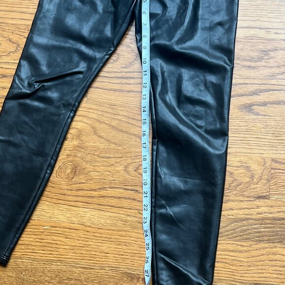 Abercrombie & Fitch Vegan Faux Leather Leggings – Women’s Size Small (Black) - Picture 8 of 8